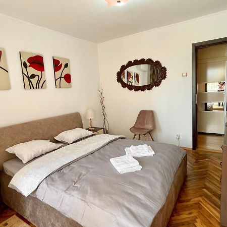 Apartment Danube View Тулча Екстериор снимка