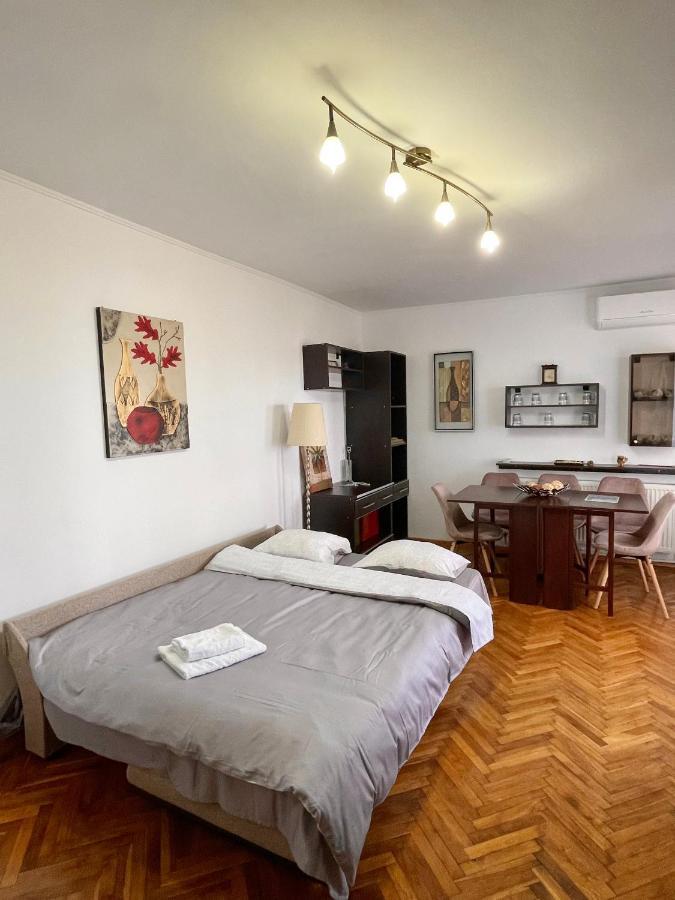 Apartment Danube View Тулча Екстериор снимка